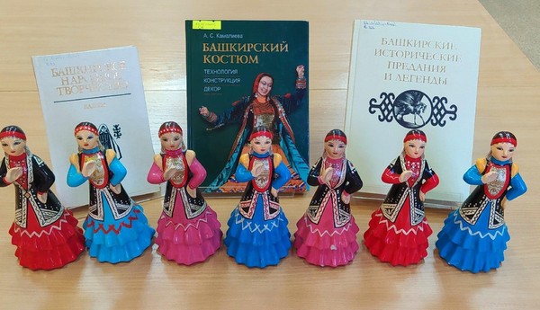 Обзор книжной выставки «Фольклор – народная мудрость»