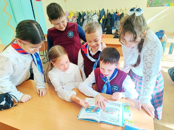 Час чтения весёлых стихов А. Барто «За цветами в зимний лес»