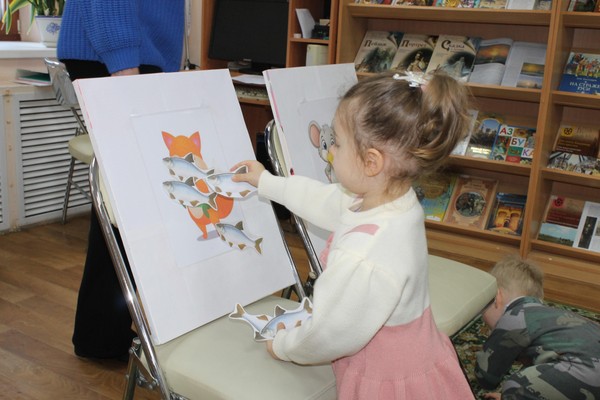 Занятие в клубе «Маленький читайка» «Кто в теремочке живет?»