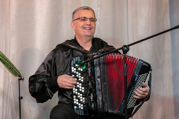 Сергей Лихачёв. Волшебный аккордеон