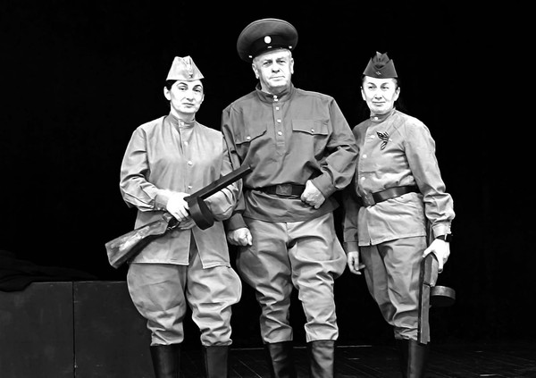 Спектакль «Непокоренная бурка»