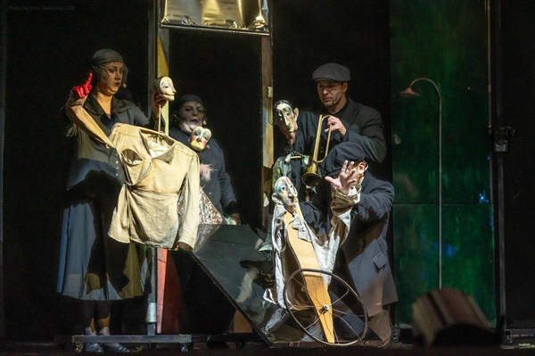 Спектакль «Нервные люди»