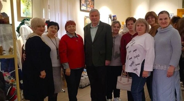 Творческое сотрудничество