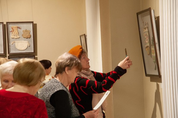 Вечерняя экскурсия по выставке из собрания Ярославского художественного музея