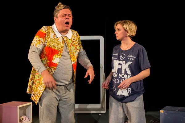 Шутка ангела или притворимся друг другом