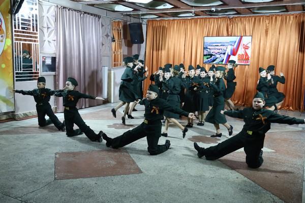 Литературно-музыкальная гостиная «Отечеству на верность присягали»