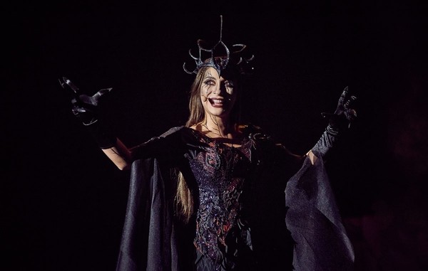 Елена Ханпира