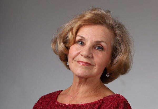 Уходит вечер