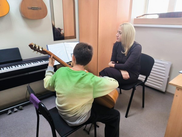 Мастер-класс «Переставлять аккорды – это легко...»