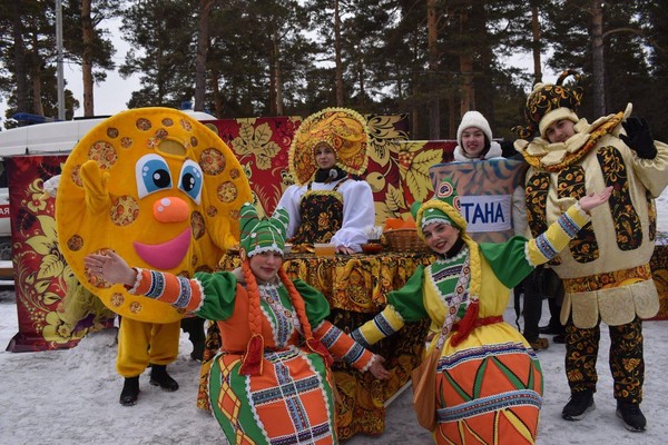 Праздник Масленицы «Приключения Оладушка»