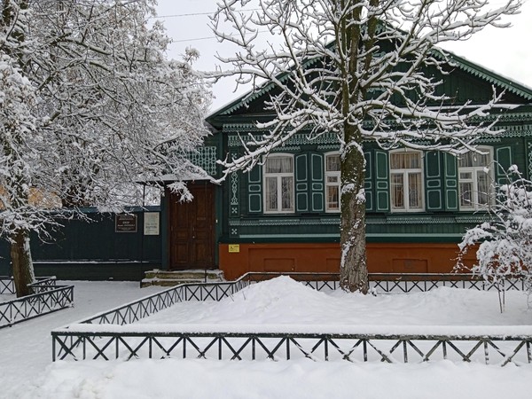 Литературно-музыкальный вечер «Сосенка на граните»