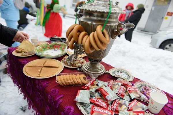 Театрализованное представление «Масленица с Бабой -Ягой»