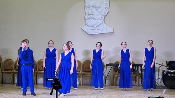 Концерт вокально – хоровых отделений