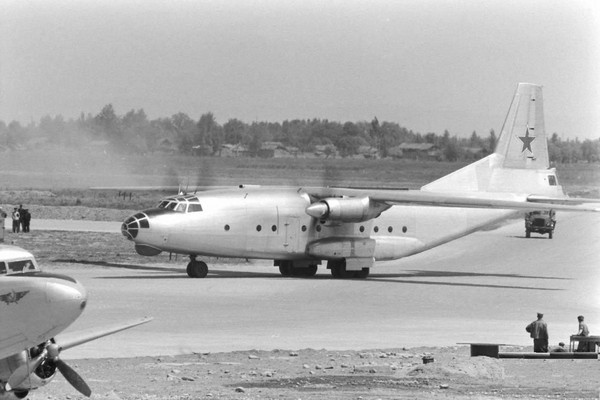 Тематическая беседа «Военно-транспортный самолет Ан-8»