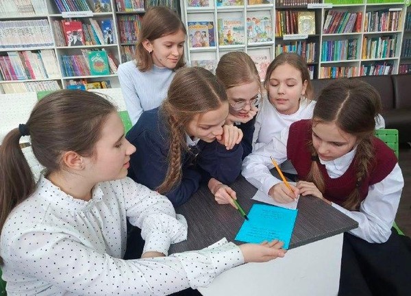 Познавательный час «Язык – живая душа народа»