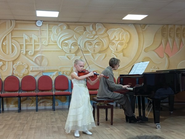 Школьная филармония «Царица музыки-скрипка!»