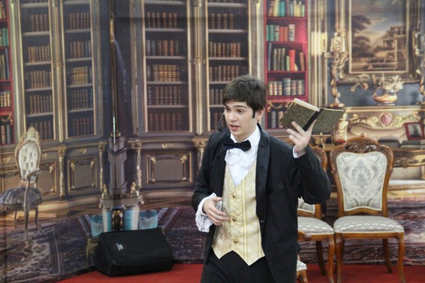 Поэтический перформанс «Диалог с Пушкиным»