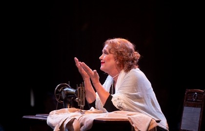 Толстого нет