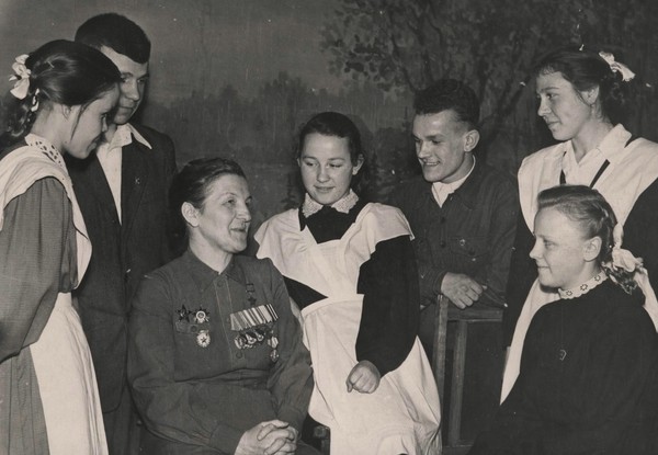 Спектакль «А зори здесь тихие»