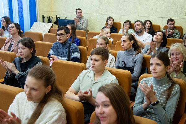 Праздничный концерт «Доблесть в сердце музыка в душе»