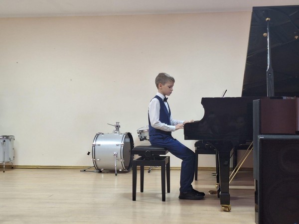 Концерт «Играют мальчики»