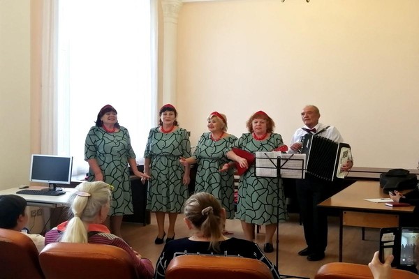 Музыкально-поэтическая встреча «Родной язык по-своему велик!»