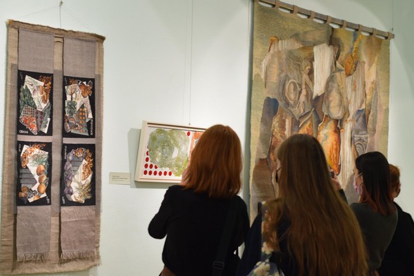 Выставочный проект «Широка страна моя родная»