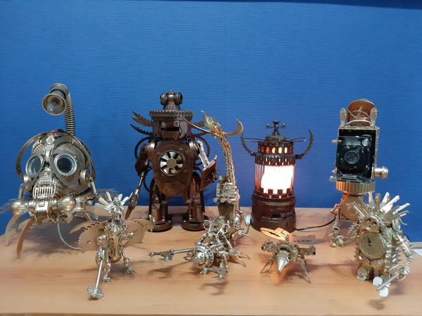 Выставка творческих работ Дмитрия Кузьмина «Светильники и не только.…»