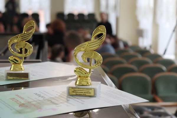 Подача заявок на Ярославский областной конкурс фортепианной музыки «Музыкальные надежды»