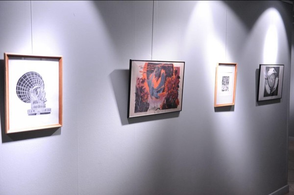 Выставка «Между штрихами»