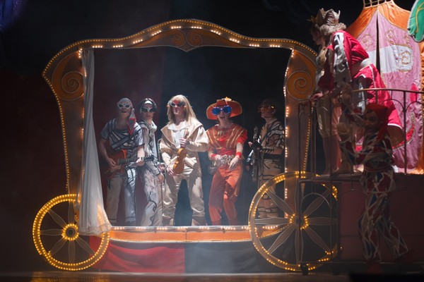 Викторина «Магия занавеса: Серебряные сказки зимы»