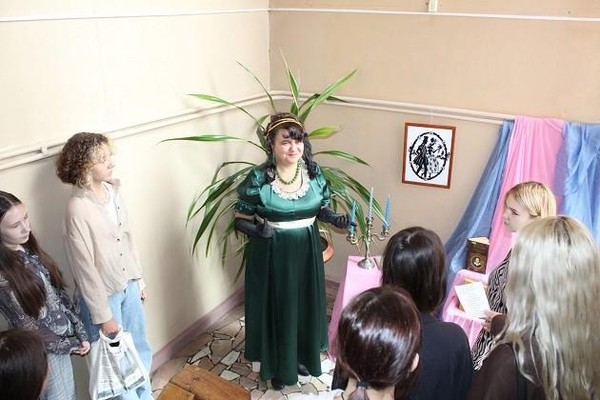 Литературная программа «Зачем я ею очарован...»