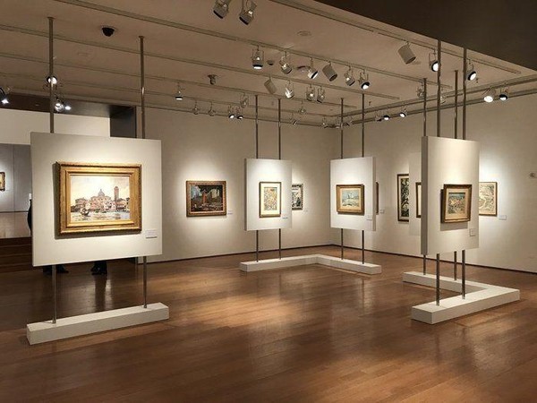 Выставка «Ёлочка – краса»