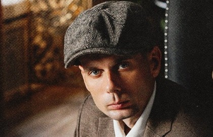 Максим Апрель