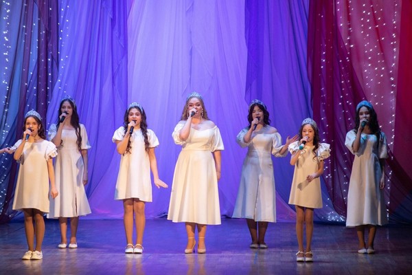 Концертная программа «Время героев!»