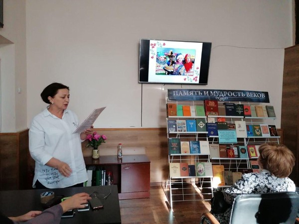 Обзор выставки «Пословицы и поговорки – живая душа народа»