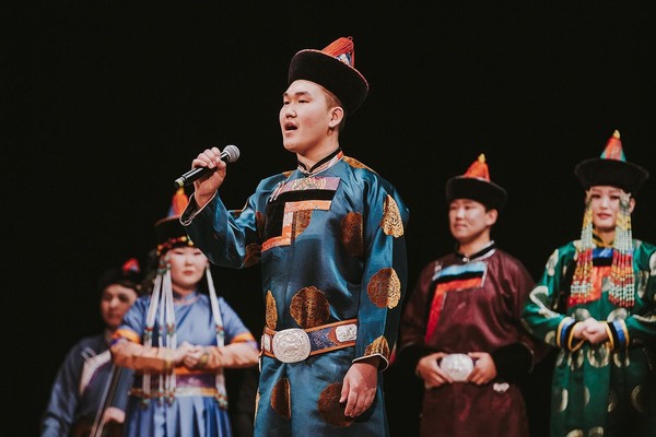 Концерт «Здравствуй, белый месяц»