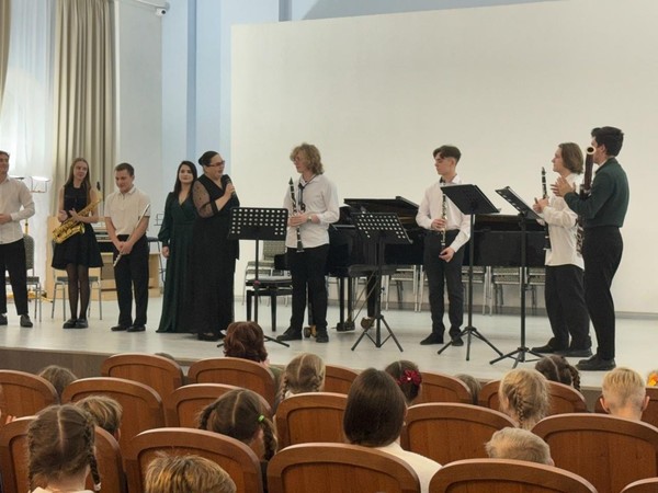 Концерт «Защитникам Отечества!»