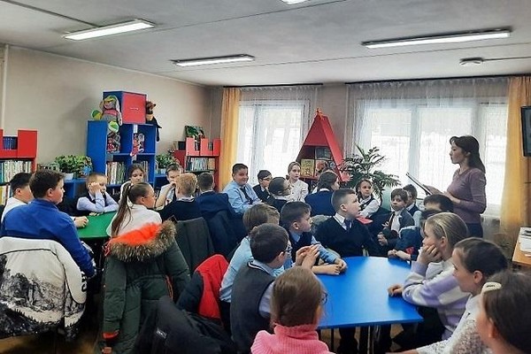 Турнир знатоков «Буквы, точки, запятые…»