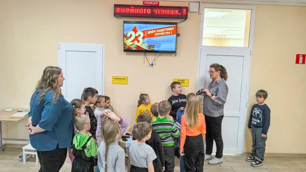 Литературно-патриотическая игра с подведением итогов конкурса поделок «Папина мастерская»