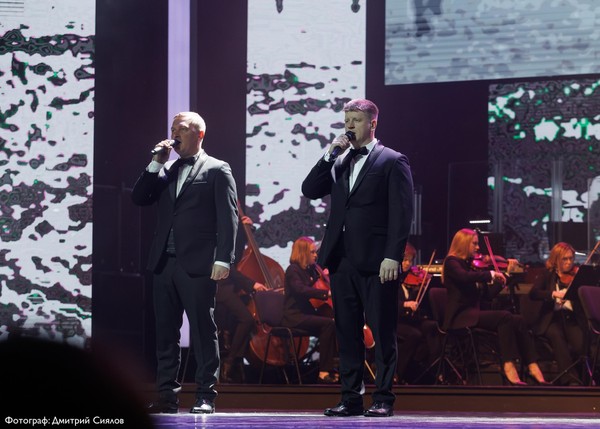 Праздничная программа «Гордость и слава России!»