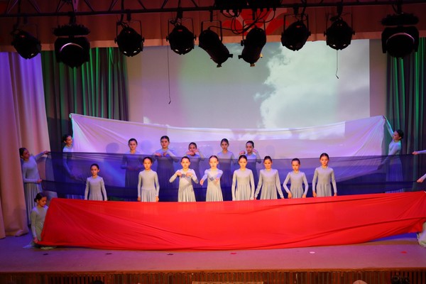 Концерт <Коллективный голос поколений>