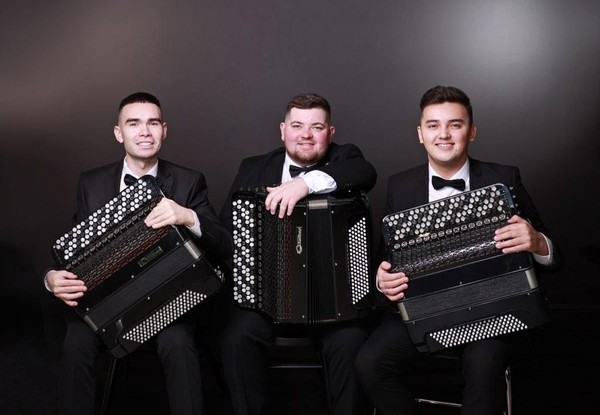 Концерт Казанского трио баянистов