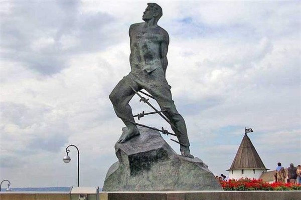 Литературный час «Жизнь, отданная борьбе»