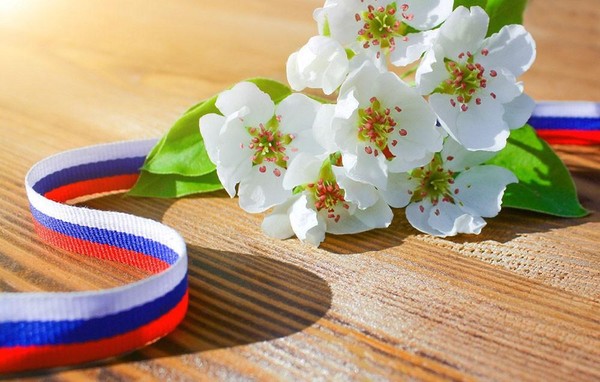 Литературно-музыкальный вечер «Время героев выбрало нас, будем жить, ребята!»