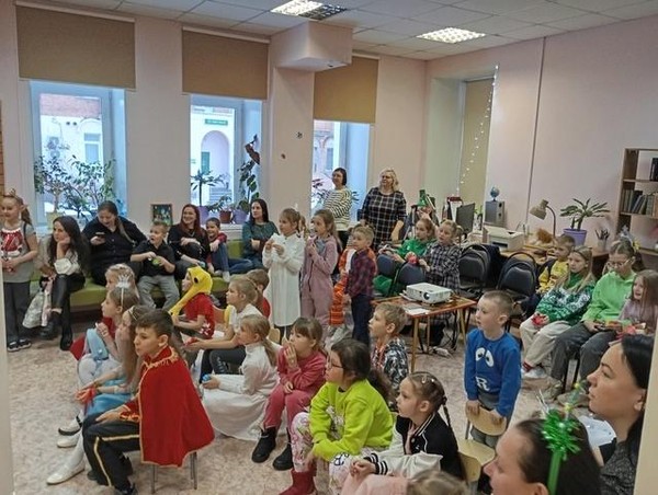 «Масленица идёт весну под руку ведёт»