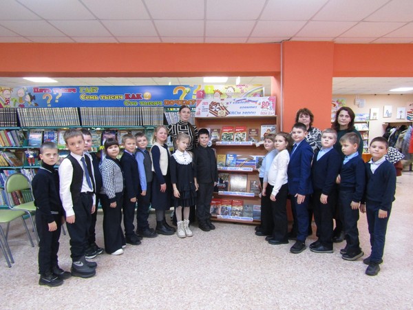 «Русский солдат умом и силой богат»