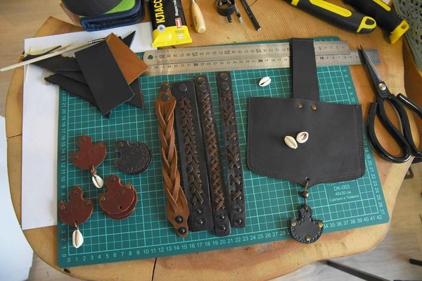 Мастер-класс «Брелок в этническом стиле для папы»