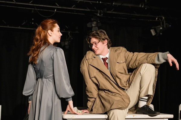 Спектакль «Вверх по лестнице, ведущей вниз»