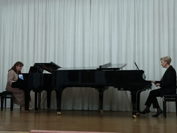 IV Городской конкурс концертмейстеров-пианистов ДМШ и ДШИ «Маэстро-концертмейстер»